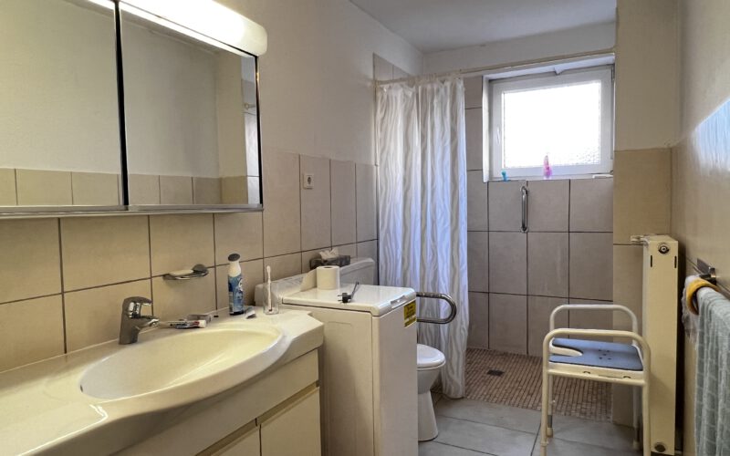 Badezimmer EG