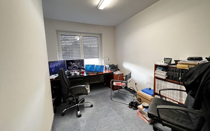 Arbeitszimmer OG