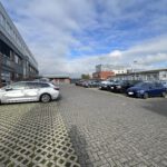 hauseigener Parkplatz