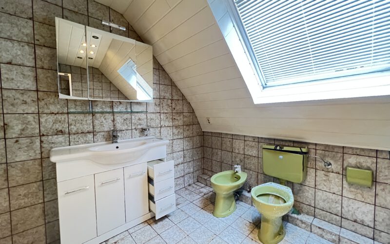 Wannen- und Duschbad OG