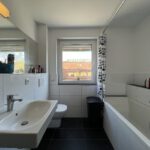 Wannen- und Duschbad OG