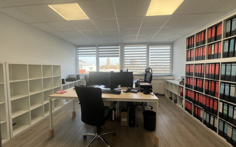 Büro 1
