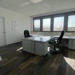 Büro 4