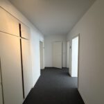 Diele mit Einbauschränken