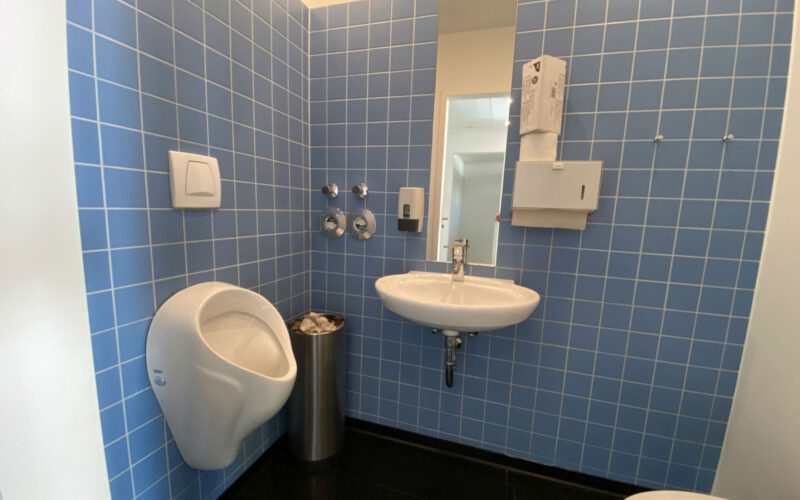 WC I