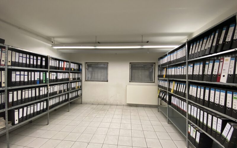 Archivbeispiel UG