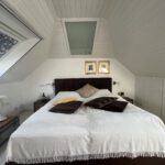 Schlafzimmer DG