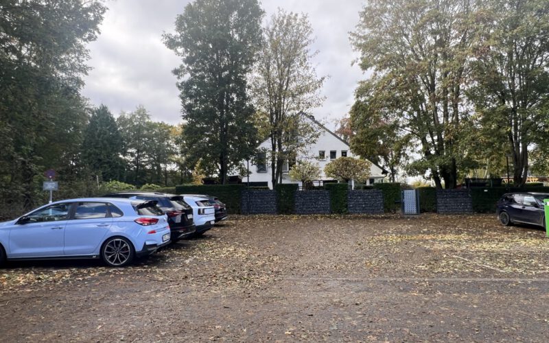 hauseigener Parkplatz